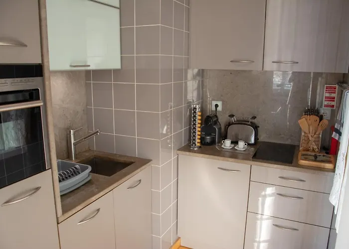 Apartament By The Sea *